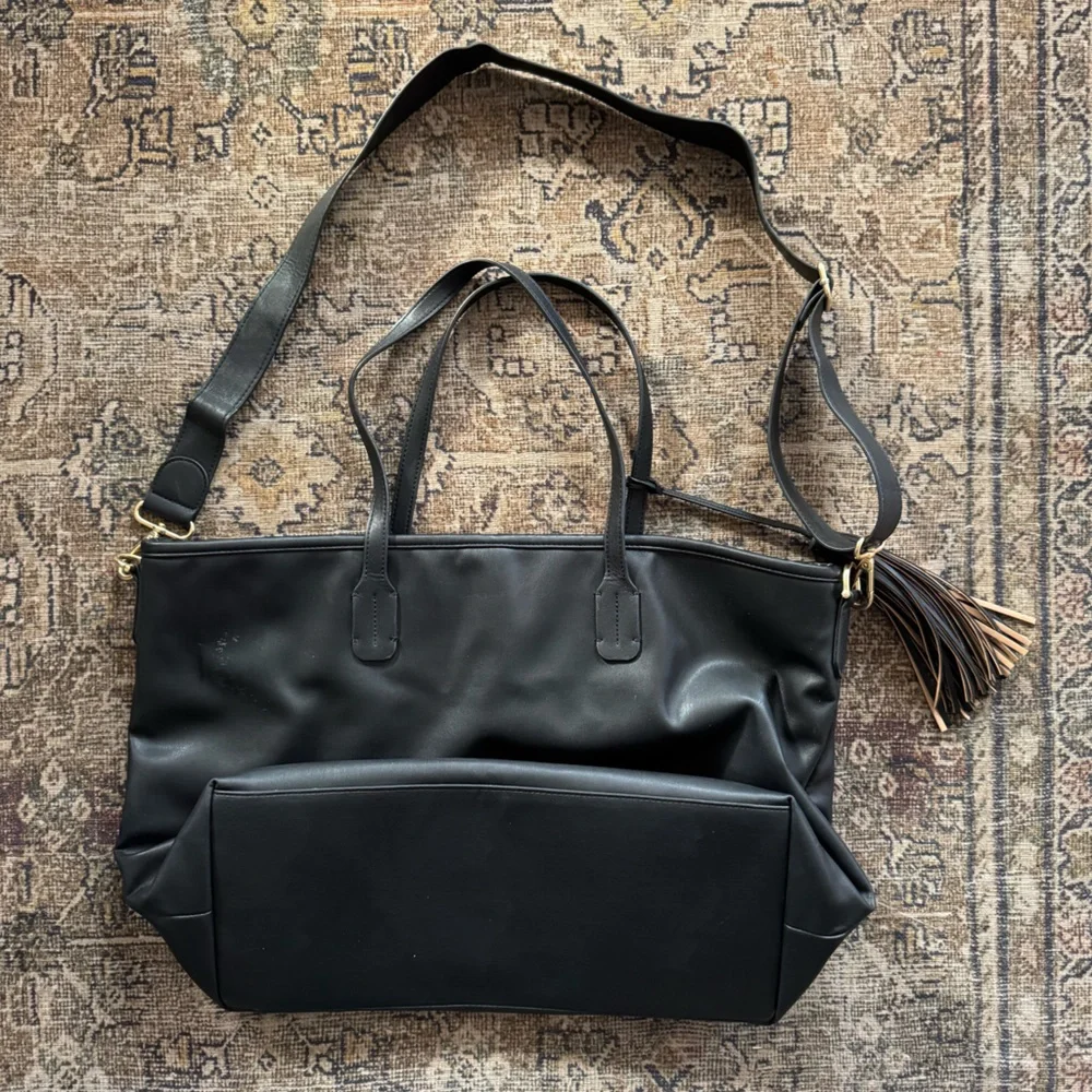 TUSHBABY Tote Diaper Bag - Black Faux Leather Large